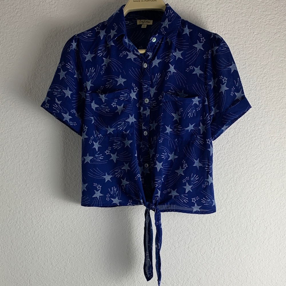 Lily White Blue Star Print Button Down Shirt
